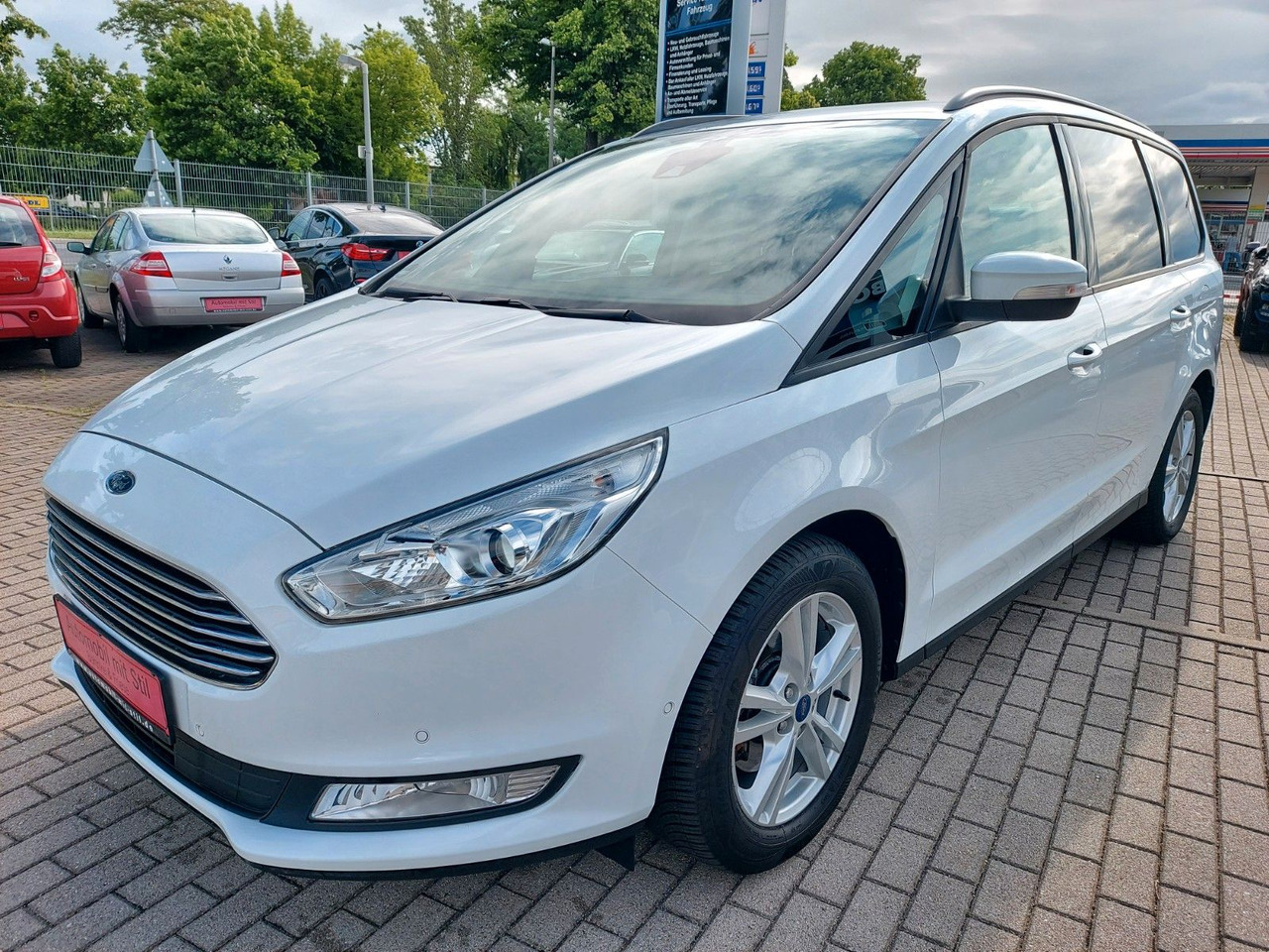 Ford Galaxy 7 Sitze Navi Kamera Tempo SignAssist - כלי רכב מסחרי לנוסעים: תמונה 2 Ford Galaxy 7 Sitze Navi Kamera Tempo SignAssist - כלי רכב מסחרי לנוסעים: תמונה 2