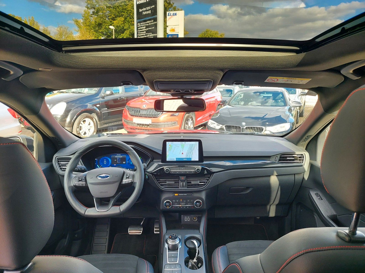 Ford Kuga Plug-In Hybrid ST-Line X ACC Assist 360° - SUV: תמונה 2 Ford Kuga Plug-In Hybrid ST-Line X ACC Assist 360° - SUV: תמונה 2