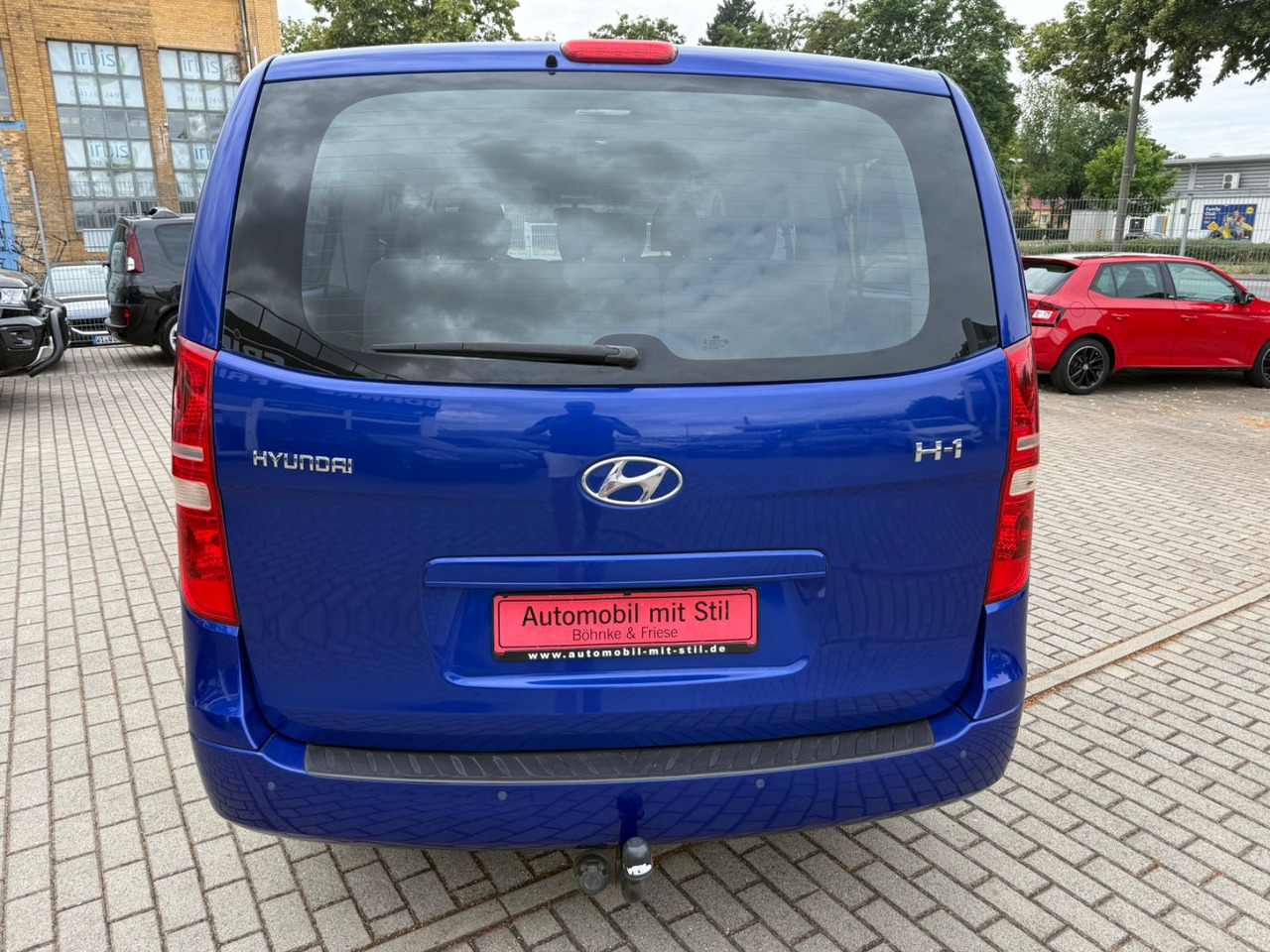 Hyundai H-1 Travel Comfort 8 SITZER KLIMAA. STANDHEIZUNG - כלי רכב מסחרי לנוסעים: תמונה 5 Hyundai H-1 Travel Comfort 8 SITZER KLIMAA. STANDHEIZUNG - כלי רכב מסחרי לנוסעים: תמונה 5