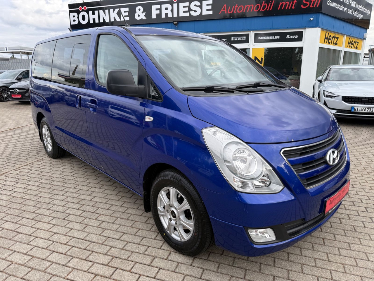 Hyundai H-1 Travel Comfort 8 SITZER KLIMAA. STANDHEIZUNG - כלי רכב מסחרי לנוסעים: תמונה 2 Hyundai H-1 Travel Comfort 8 SITZER KLIMAA. STANDHEIZUNG - כלי רכב מסחרי לנוסעים: תמונה 2