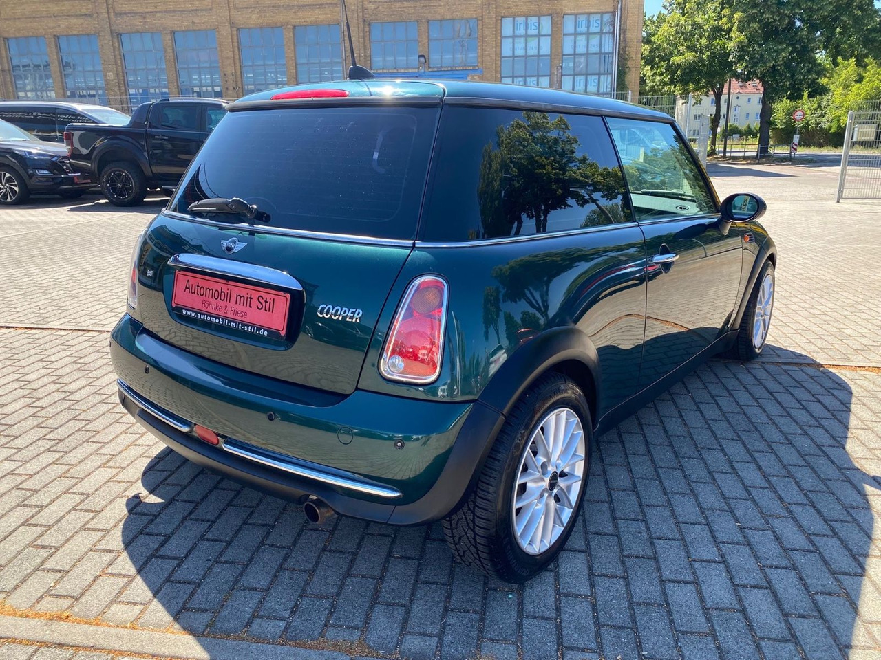 MINI COOPER Mini Cooper Klima Teilleder Alu PDC - מכונית: תמונה 4 MINI COOPER Mini Cooper Klima Teilleder Alu PDC - מכונית: תמונה 4