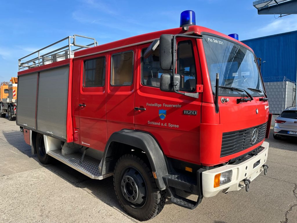 Mercedes-Benz 1120 Tanklösch 4x4 ALLRAD iNKL. PUMPE 2900 LITER - משאית: תמונה 2 Mercedes-Benz 1120 Tanklösch 4x4 ALLRAD iNKL. PUMPE 2900 LITER - משאית: תמונה 2