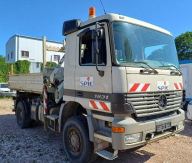 Mercedes-Benz ACTROS 1831 4X4 KRAN MEILER ALLRAD ATLAS KRAN - מזהיר, משאית מנוף: תמונה 2 Mercedes-Benz ACTROS 1831 4X4 KRAN MEILER ALLRAD ATLAS KRAN - מזהיר, משאית מנוף: תמונה 2