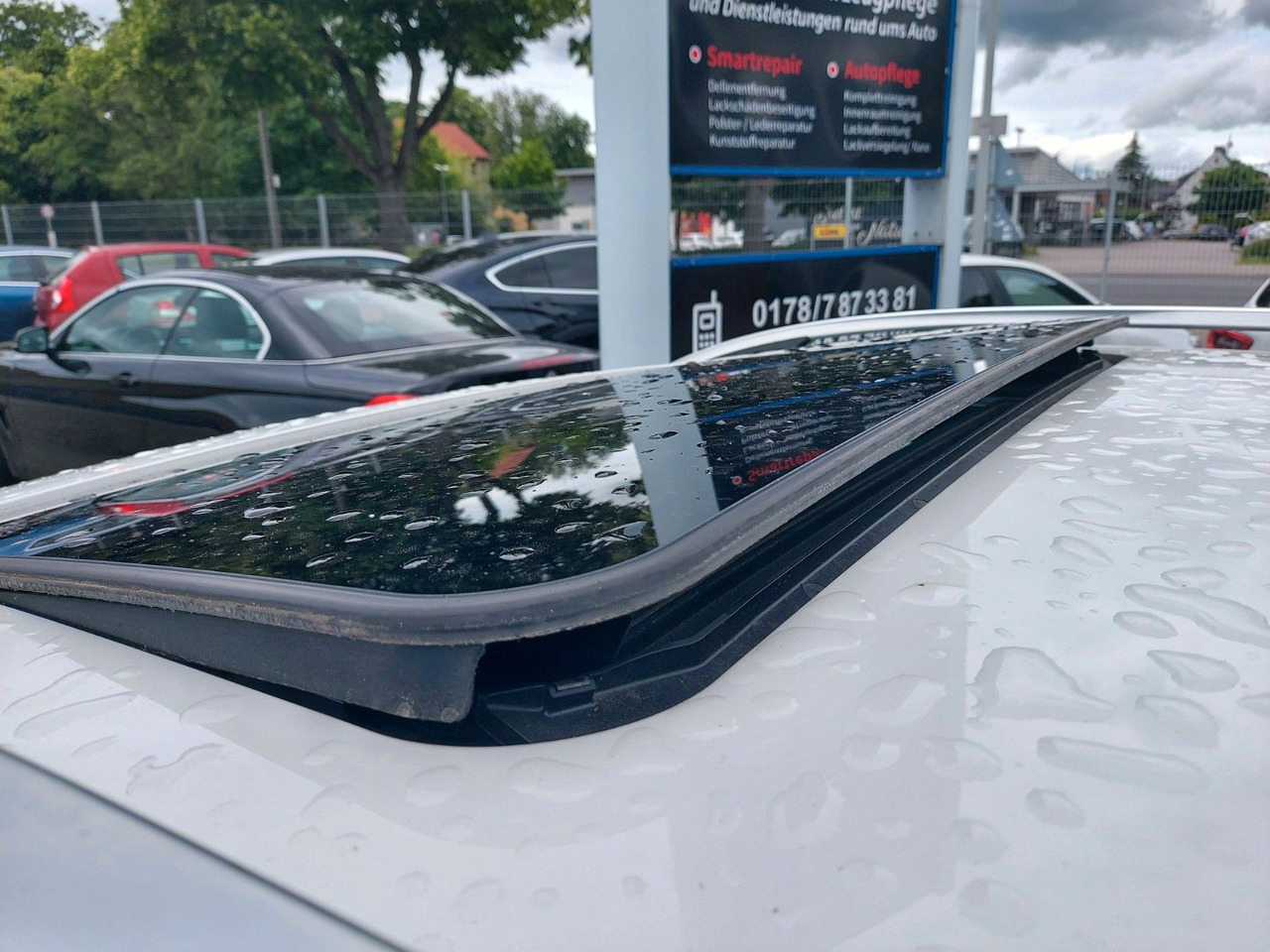 Mercedes-Benz E 220 E -Klasse T 220CDI LED Glasdach Leder Navi - מכונית: תמונה 3 Mercedes-Benz E 220 E -Klasse T 220CDI LED Glasdach Leder Navi - מכונית: תמונה 3