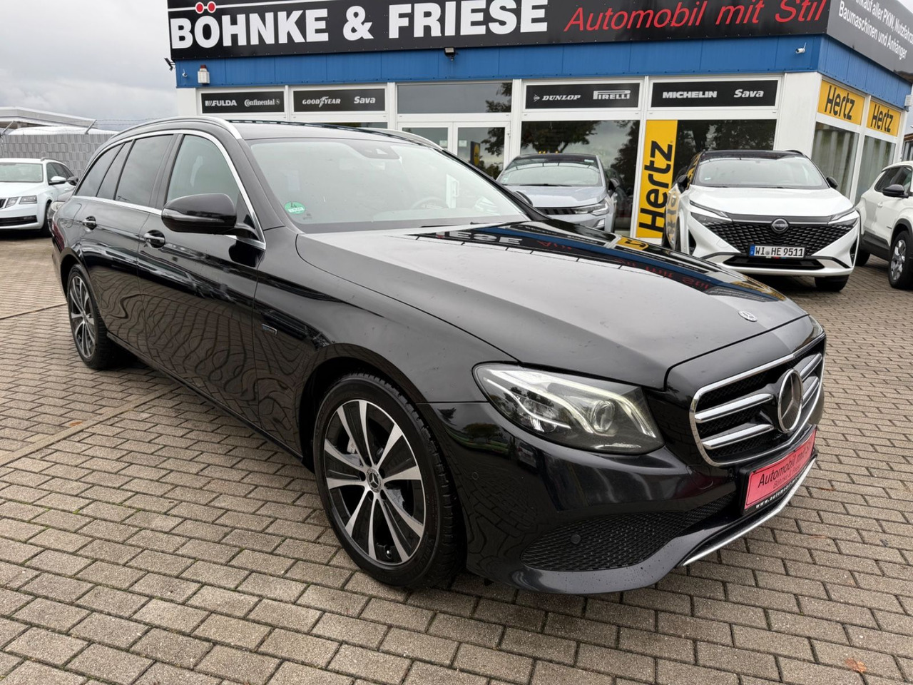 Mercedes-Benz E -Klasse T-Modell E 300 de LED NAVI ACC TEILLED - רכב סטיישן: תמונה 2 Mercedes-Benz E -Klasse T-Modell E 300 de LED NAVI ACC TEILLED - רכב סטיישן: תמונה 2