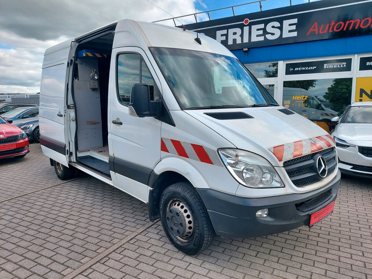 Mercedes-Benz Sprinter II Kasten 519 CDI H2L2 V6 AUTOM KLIMAA. - כלי רכב מסחרי לנוסעים: תמונה 2 Mercedes-Benz Sprinter II Kasten 519 CDI H2L2 V6 AUTOM KLIMAA. - כלי רכב מסחרי לנוסעים: תמונה 2