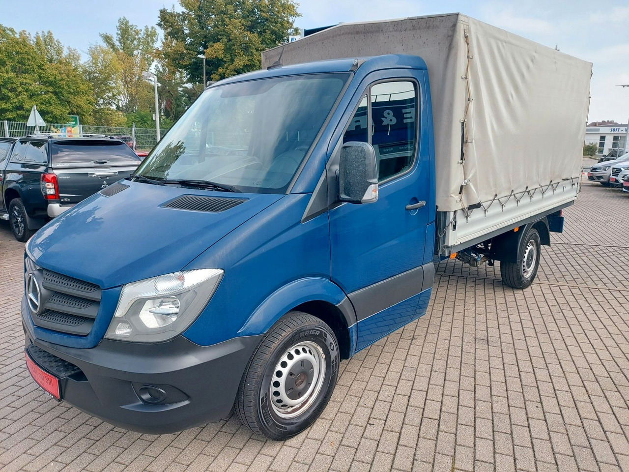 Mercedes-Benz Sprinter II Pritsche 316 Pritsche Plane - כלי רכב מסחרי עם וילונות צד: תמונה 3 Mercedes-Benz Sprinter II Pritsche 316 Pritsche Plane - כלי רכב מסחרי עם וילונות צד: תמונה 3