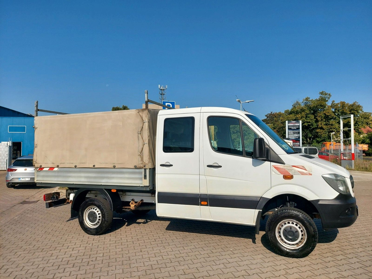 Mercedes-Benz Sprinter II Pritsche DoKa 316 4X4 6Sitze Klima - כלי רכב מסחרי עם וילונות צד, כלי רכב מסחרי קומבי: תמונה 5 Mercedes-Benz Sprinter II Pritsche DoKa 316 4X4 6Sitze Klima - כלי רכב מסחרי עם וילונות צד, כלי רכב מסחרי קומבי: תמונה 5