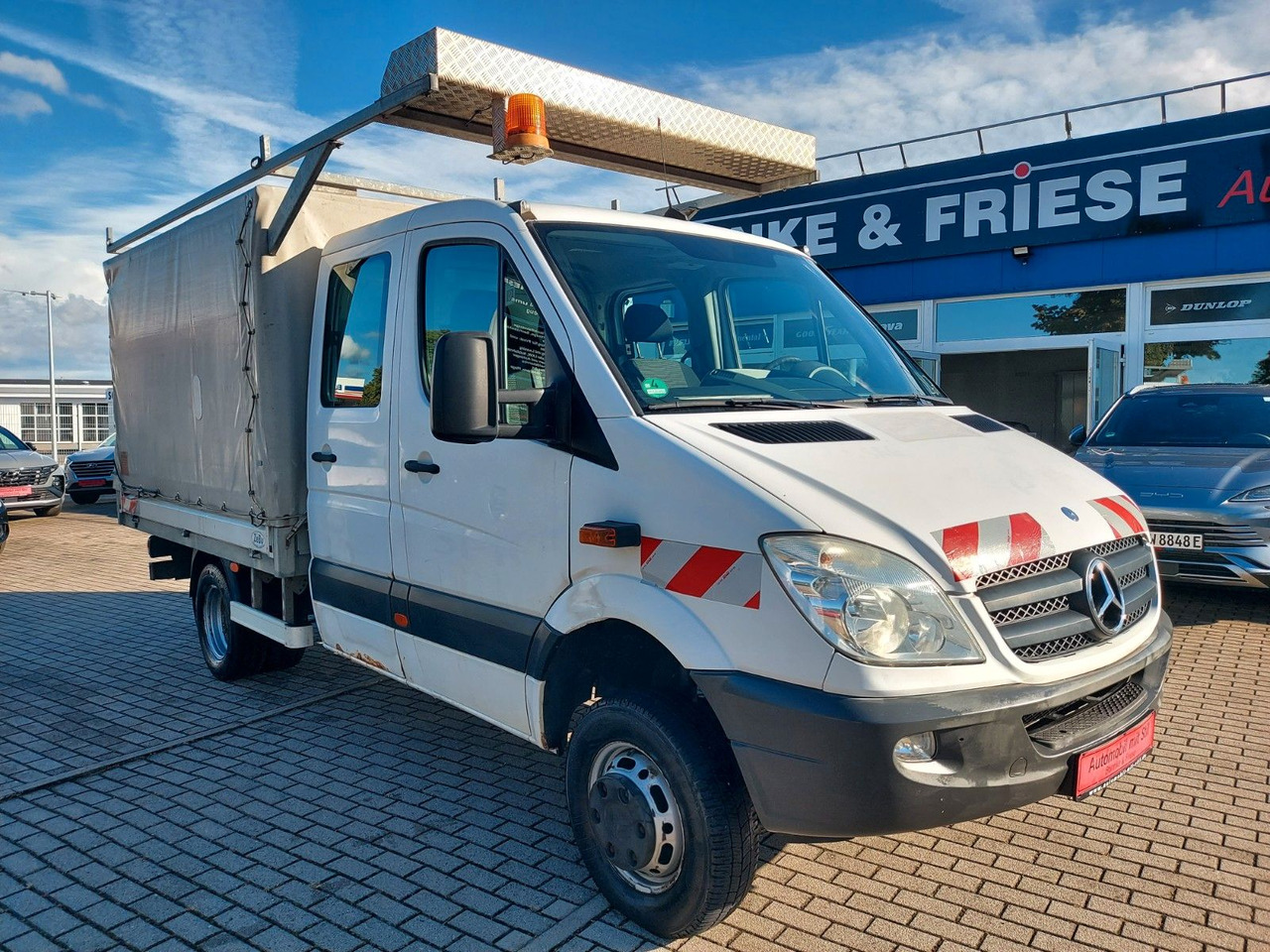 Mercedes-Benz Sprinter II Pritsche DoKa 516 4X4 Plane 6 Sitze - כלי רכב מסחרי עם וילונות צד, כלי רכב מסחרי קומבי: תמונה 1 Mercedes-Benz Sprinter II Pritsche DoKa 516 4X4 Plane 6 Sitze - כלי רכב מסחרי עם וילונות צד, כלי רכב מסחרי קומבי: תמונה 1