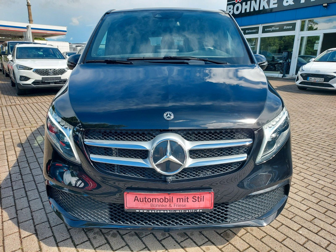 Mercedes-Benz V -Klasse V250 d AMG AVANTGARDE extralang 8 Sitz - כלי רכב מסחרי לנוסעים: תמונה 3 Mercedes-Benz V -Klasse V250 d AMG AVANTGARDE extralang 8 Sitz - כלי רכב מסחרי לנוסעים: תמונה 3