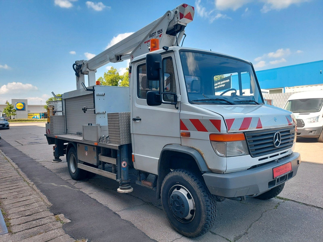 Mercedes-Benz VARIO 814D HUB Steiger WUMAG WDT 155 4X4 ALLRAD - פלטפורמה אווירית מותקנת על משאית: תמונה 2 Mercedes-Benz VARIO 814D HUB Steiger WUMAG WDT 155 4X4 ALLRAD - פלטפורמה אווירית מותקנת על משאית: תמונה 2