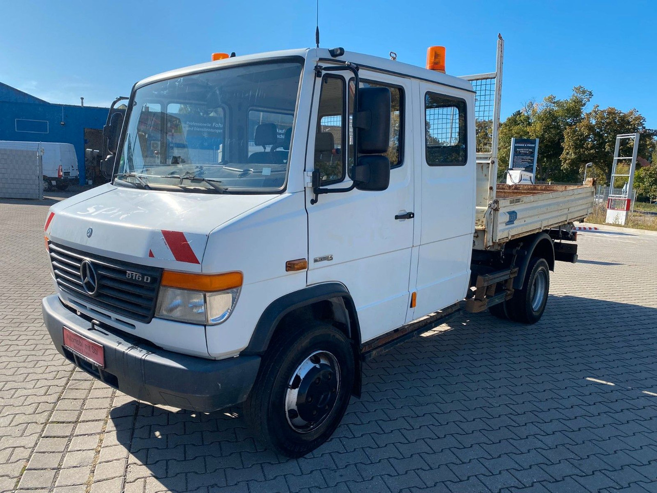 Mercedes-Benz VARIO 816D Doka 3 Seiten Kipper Meiller - כלי רכב מסחרי מזהיר, כלי רכב מסחרי קומבי: תמונה 3 Mercedes-Benz VARIO 816D Doka 3 Seiten Kipper Meiller - כלי רכב מסחרי מזהיר, כלי רכב מסחרי קומבי: תמונה 3