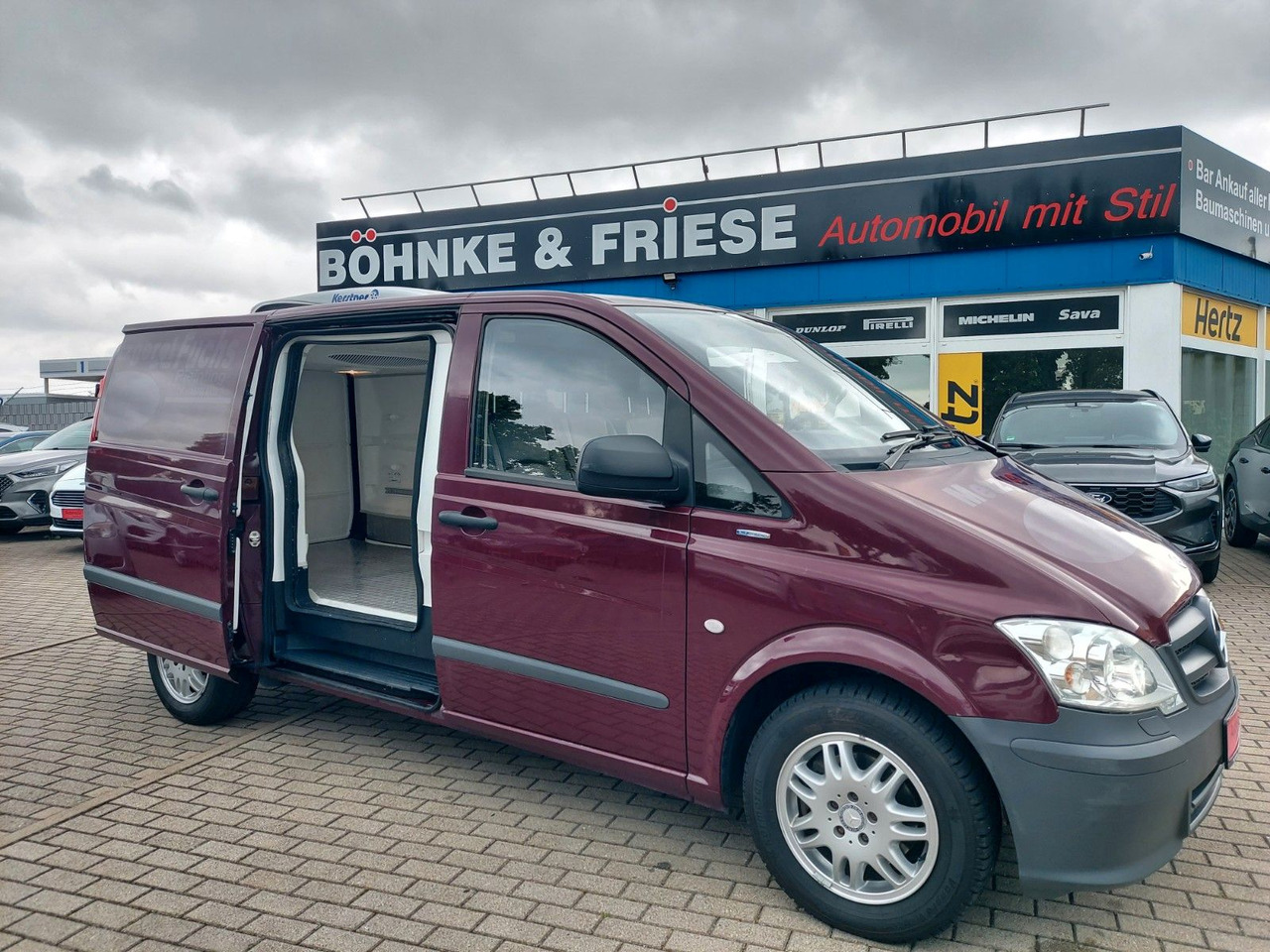 Mercedes-Benz Vito 116 CDI Lang Kühler Cooler KERSTNER 220V - כלי רכב מסחרי לקירור: תמונה 1 Mercedes-Benz Vito 116 CDI Lang Kühler Cooler KERSTNER 220V - כלי רכב מסחרי לקירור: תמונה 1