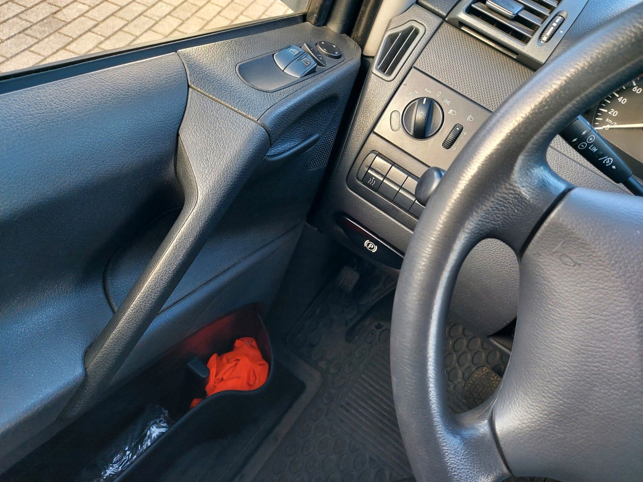 כלי רכב מסחרי לנוסעים Mercedes-Benz Vito V6 165 KW 224 PS KLIMA Standheiz. SHZ TEMPO: תמונה 14