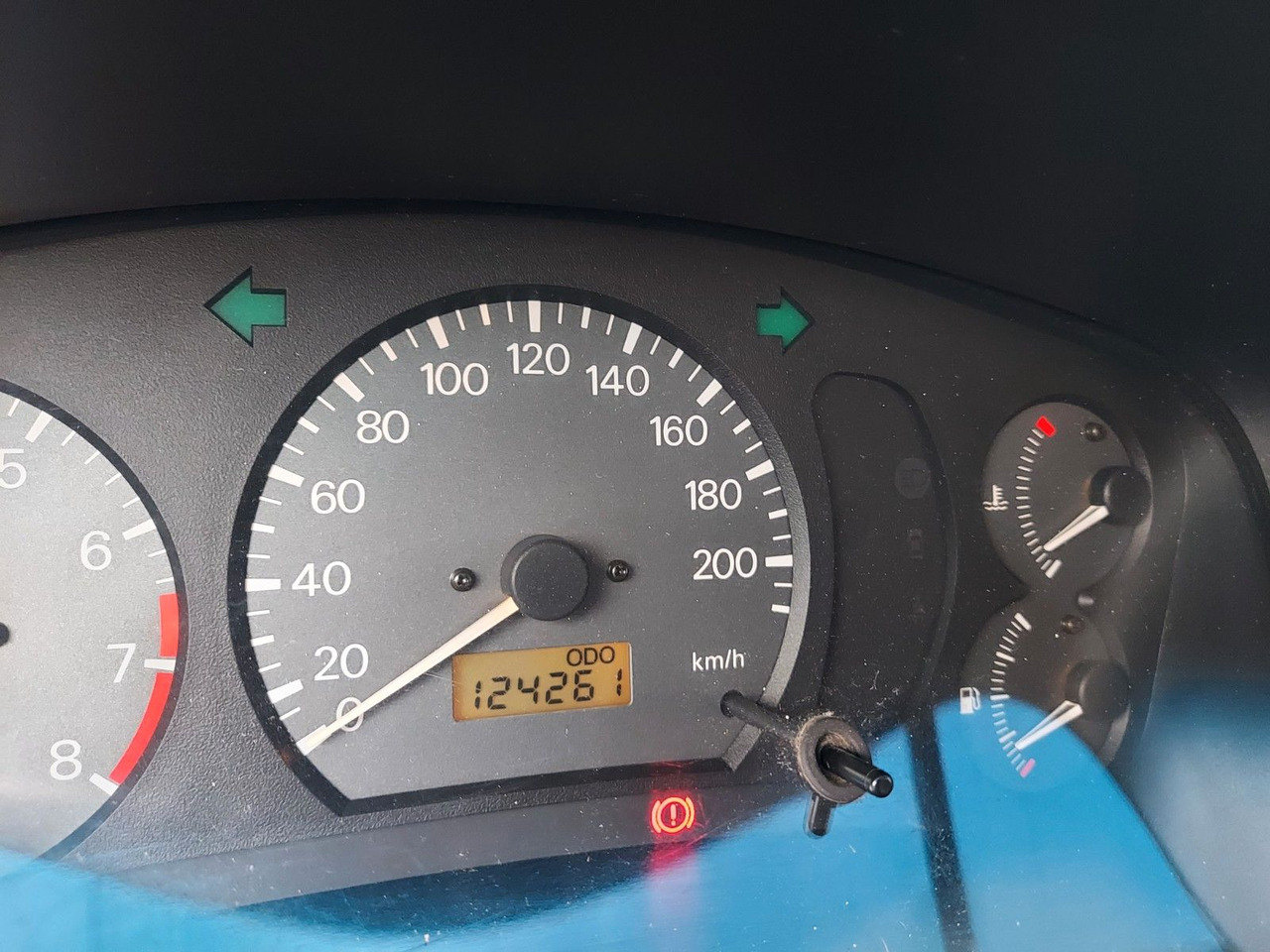 Mitsubishi Colt GLX Klima el. Fenster/Spiegel Radio 8xRäder - סדאן: תמונה 3 Mitsubishi Colt GLX Klima el. Fenster/Spiegel Radio 8xRäder - סדאן: תמונה 3