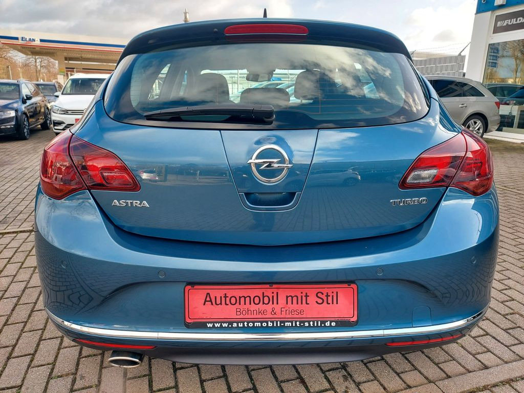 Opel Astra J Lim. 5-trg. Exklusiv Sound Navi Sitzheiz - מכונית: תמונה 5 Opel Astra J Lim. 5-trg. Exklusiv Sound Navi Sitzheiz - מכונית: תמונה 5