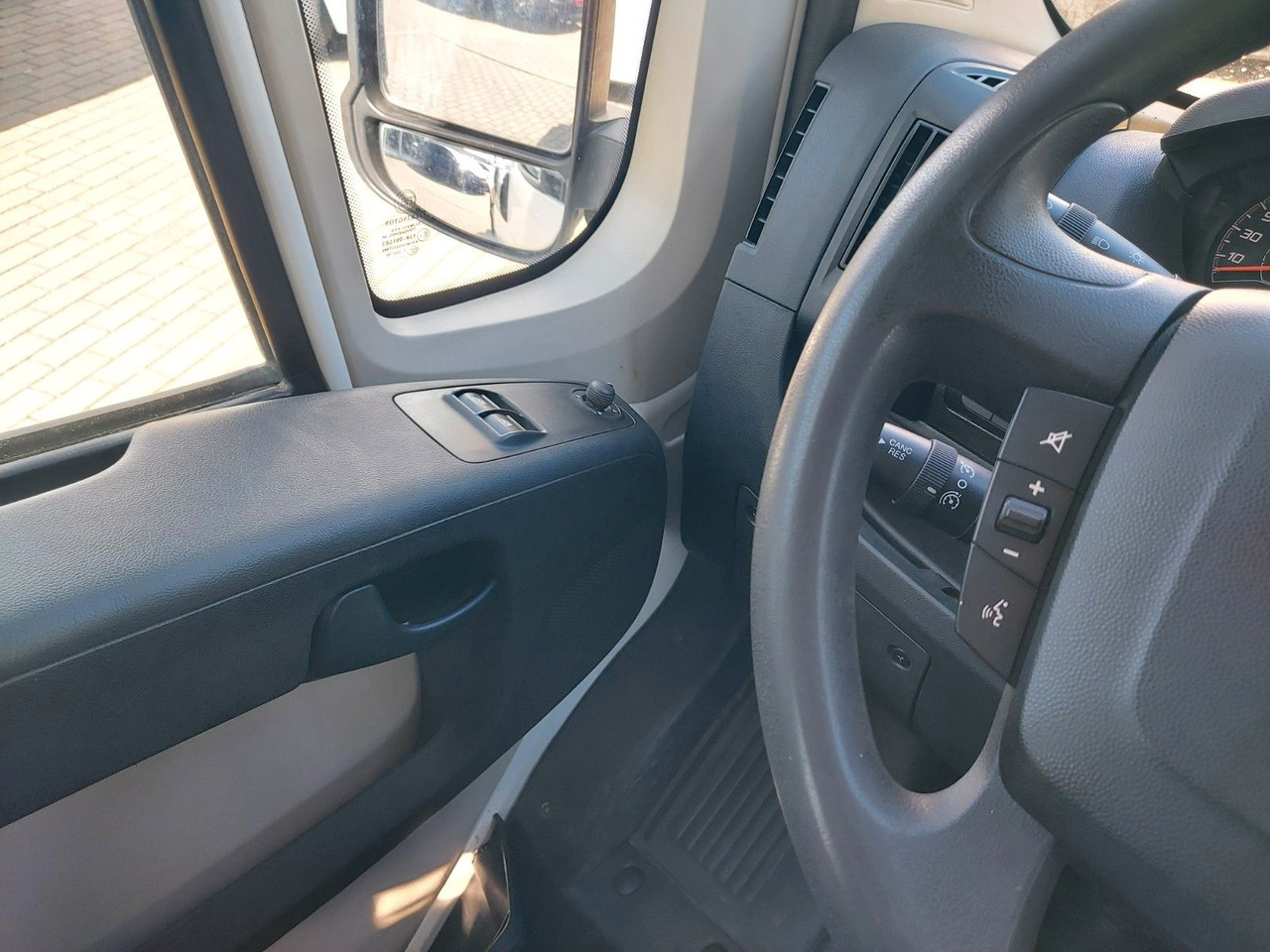 כלי רכב מסחרי במיטה שטוחה, כלי רכב מסחרי קומבי Peugeot Boxer Pritsche Doka. 335 L3 BlueHDi 130 Klima: תמונה 13