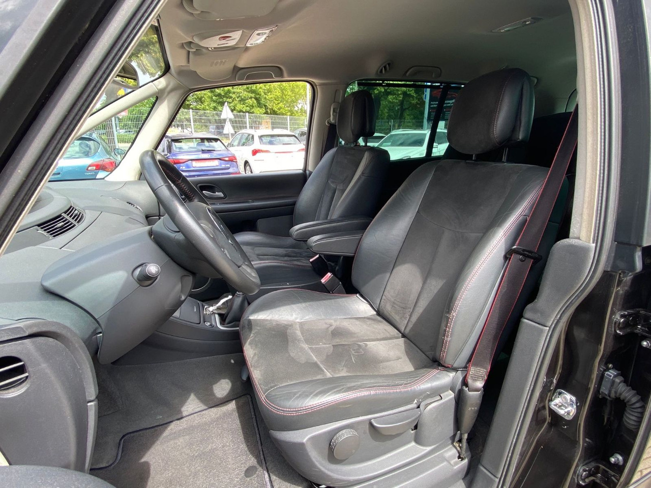 הַחכָּרָה  Renault Espace IV Edition PGA 7 Sitze TÜV 05/26 ALCANTAR Renault Espace IV Edition PGA 7 Sitze TÜV 05/26 ALCANTAR: תמונה 8
