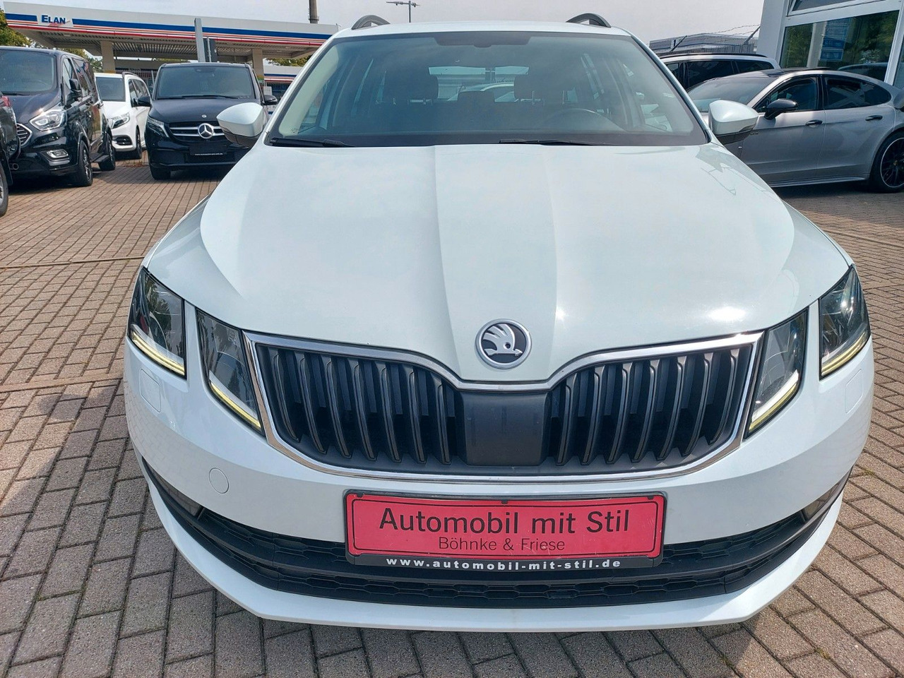 Skoda Octavia Combi Drive LED ACC Radar DAB 8xRad AHK - רכב סטיישן: תמונה 4 Skoda Octavia Combi Drive LED ACC Radar DAB 8xRad AHK - רכב סטיישן: תמונה 4