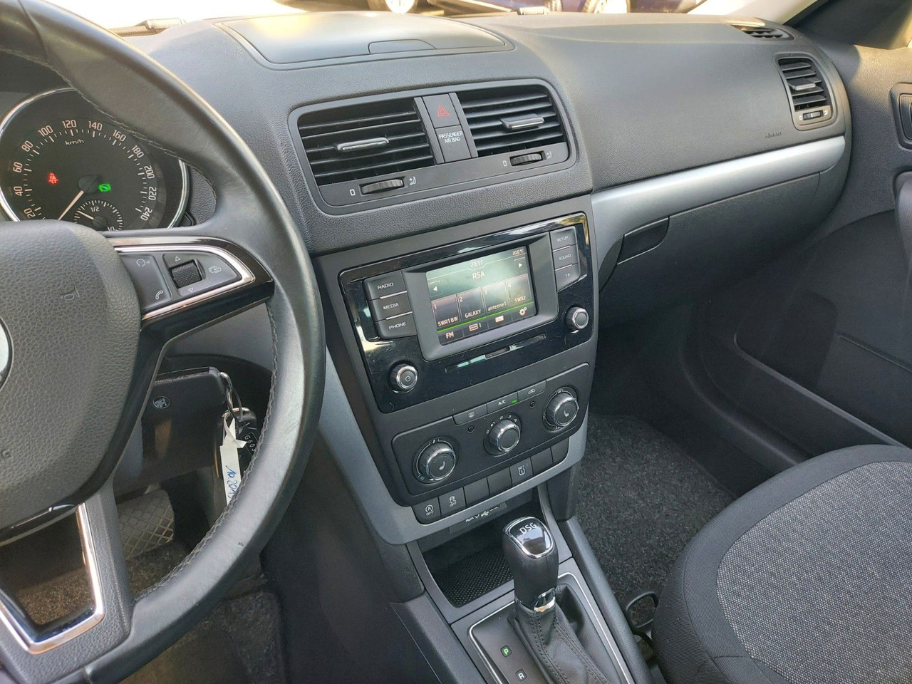 הַחכָּרָה  Skoda Yeti Cool Edition Outdoor DSG Klima Skoda Yeti Cool Edition Outdoor DSG Klima: תמונה 12