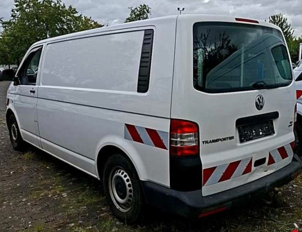 Volkswagen T5 Transporter Kasten Kombi lang 4Motion - כלי רכב מסחרי לנוסעים: תמונה 4 Volkswagen T5 Transporter Kasten Kombi lang 4Motion - כלי רכב מסחרי לנוסעים: תמונה 4
