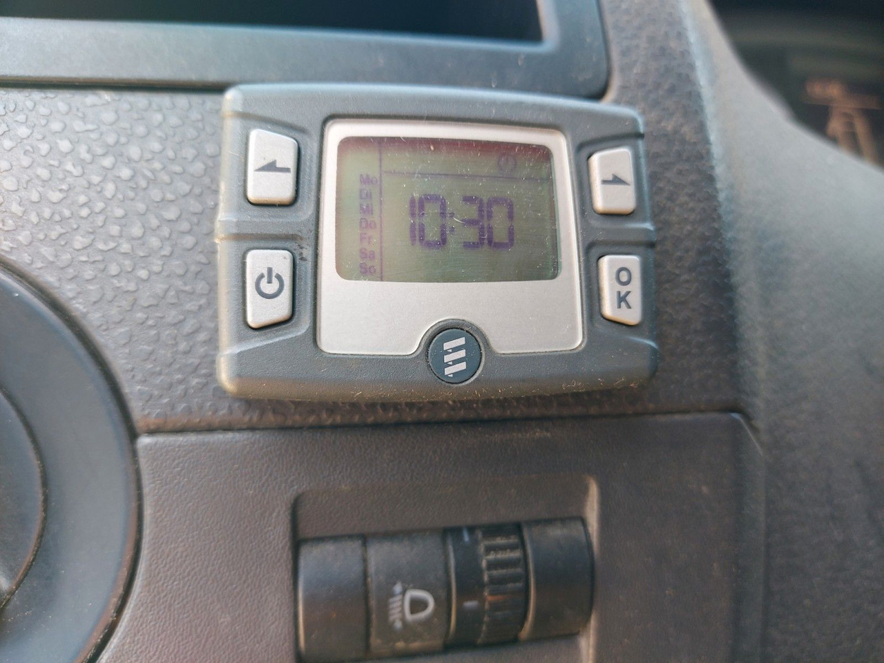 Volkswagen T5 Transporter Kasten Kombi lang 4Motion - כלי רכב מסחרי לנוסעים: תמונה 4 Volkswagen T5 Transporter Kasten Kombi lang 4Motion - כלי רכב מסחרי לנוסעים: תמונה 4