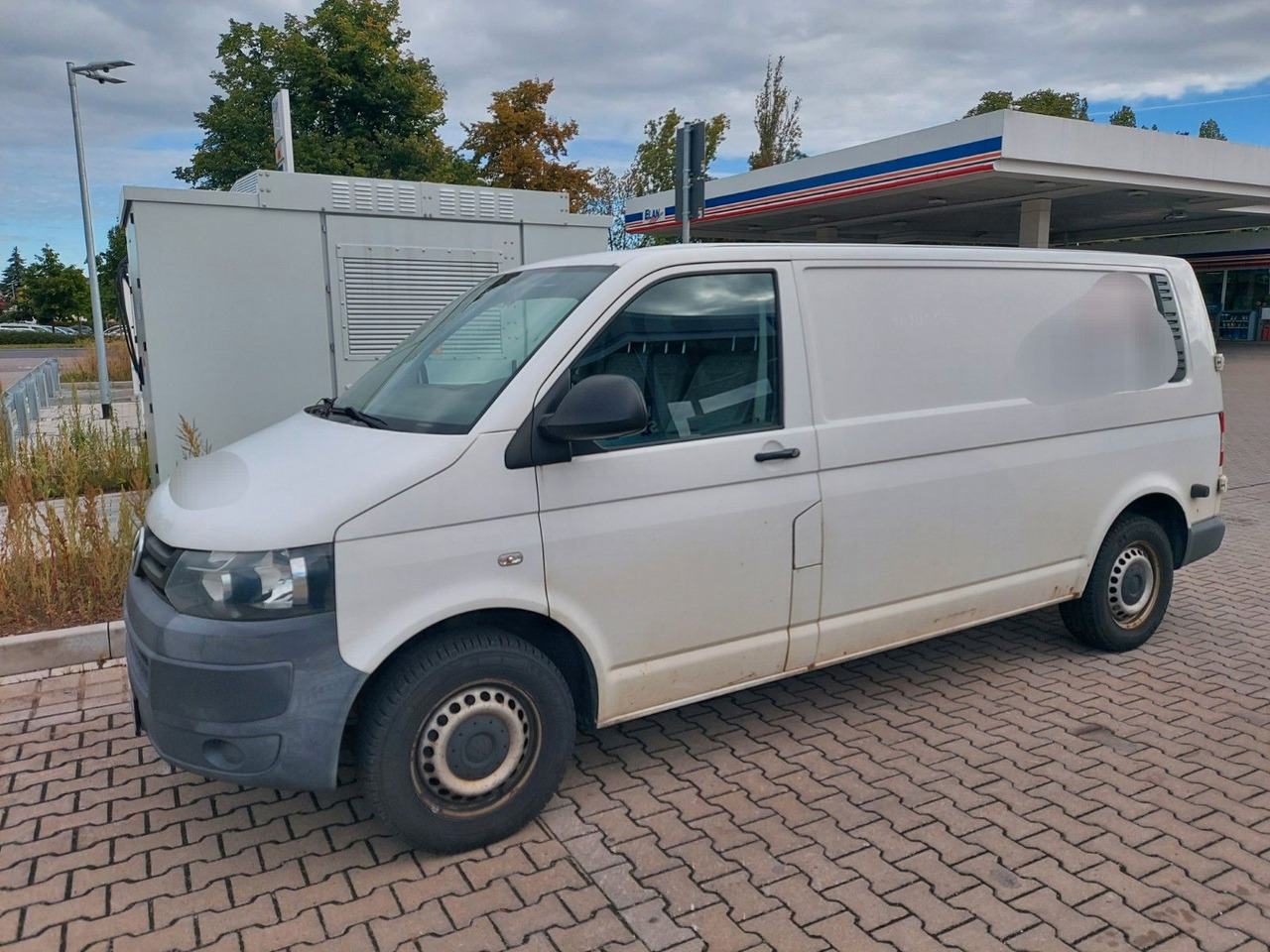 Volkswagen T5 Transporter Kasten Kombi lang Klima AHK - כלי רכב מסחרי לנוסעים: תמונה 1 Volkswagen T5 Transporter Kasten Kombi lang Klima AHK - כלי רכב מסחרי לנוסעים: תמונה 1