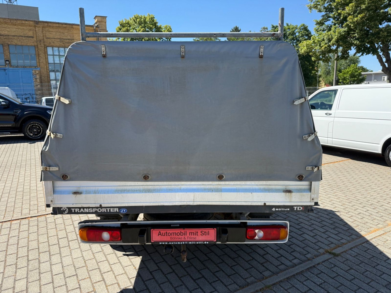 Volkswagen T5 Transporter Pritsche DoKA 4Motion 4x4 Klima - כלי רכב מסחרי עם וילונות צד, כלי רכב מסחרי קומבי: תמונה 4 Volkswagen T5 Transporter Pritsche DoKA 4Motion 4x4 Klima - כלי רכב מסחרי עם וילונות צד, כלי רכב מסחרי קומבי: תמונה 4