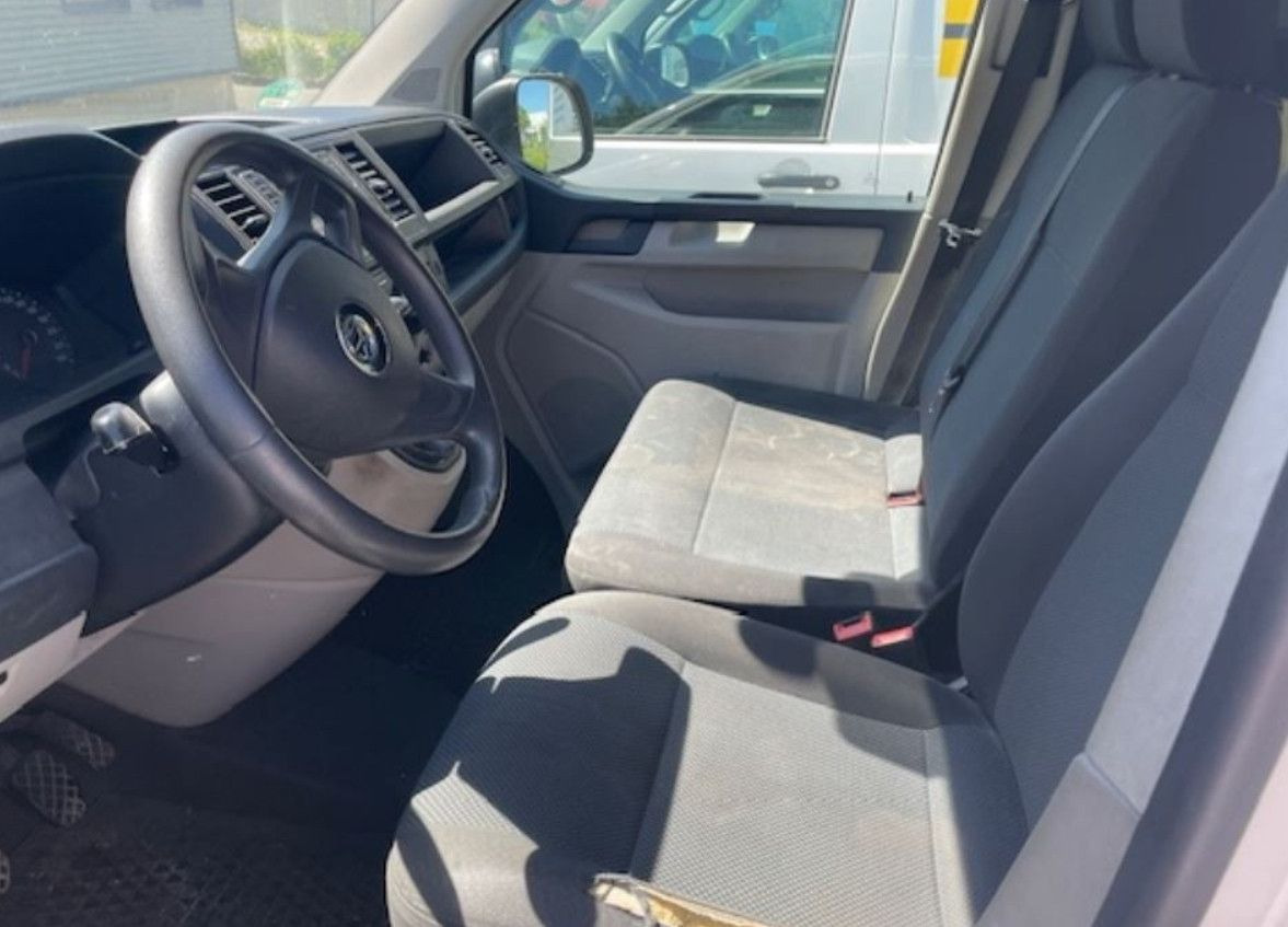 Volkswagen T6 Transporter Kasten-Kombi Kasten EcoProfi - כלי רכב מסחרי לנוסעים: תמונה 4 Volkswagen T6 Transporter Kasten-Kombi Kasten EcoProfi - כלי רכב מסחרי לנוסעים: תמונה 4