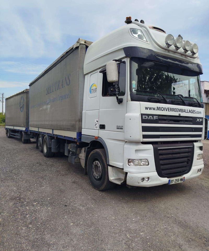 DAF XF 460 - משאית וילונות צד: תמונה 1 DAF XF 460 - משאית וילונות צד: תמונה 1