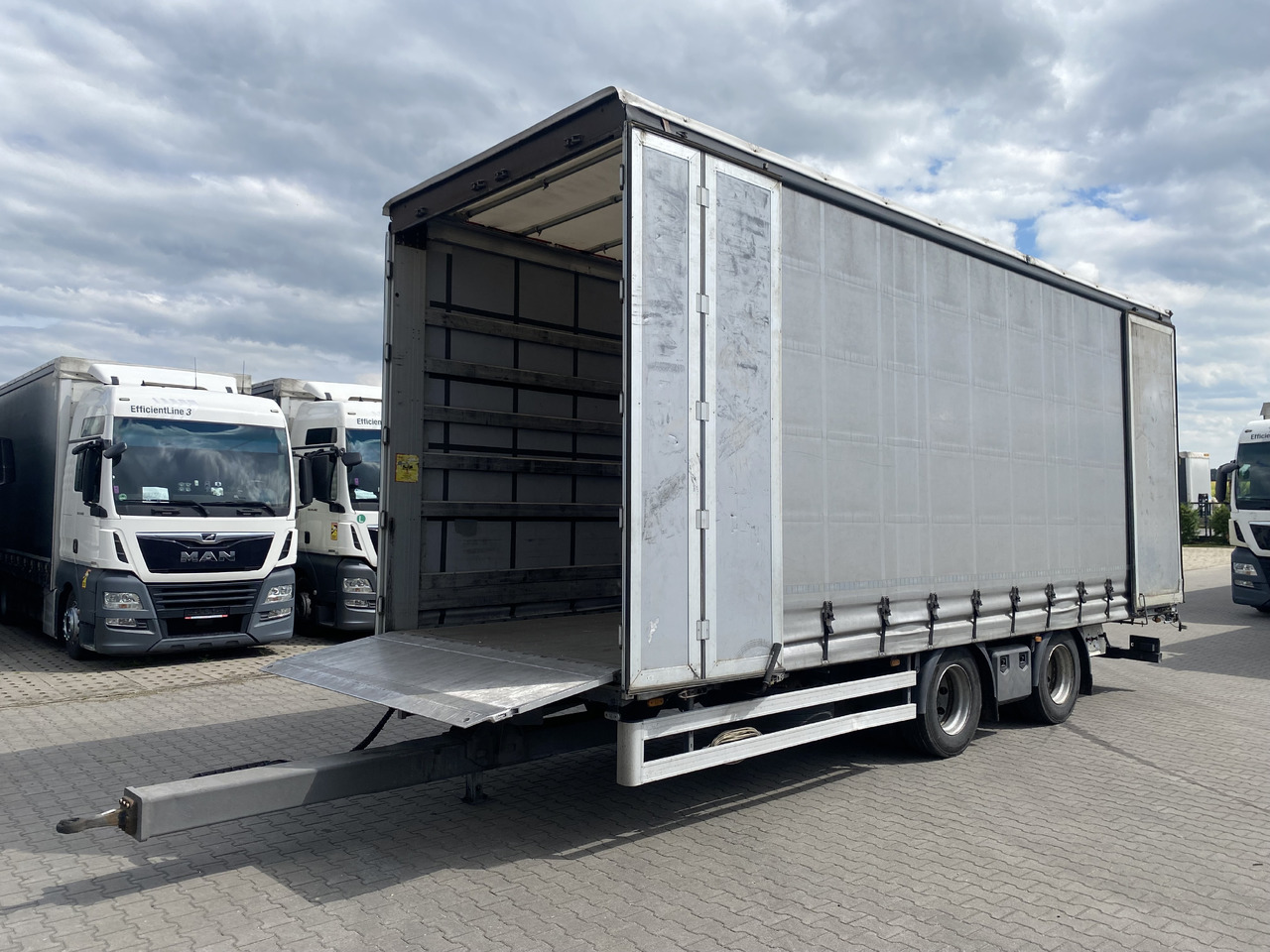 MAN TGX - משאית וילונות צד: תמונה 5 MAN TGX - משאית וילונות צד: תמונה 5
