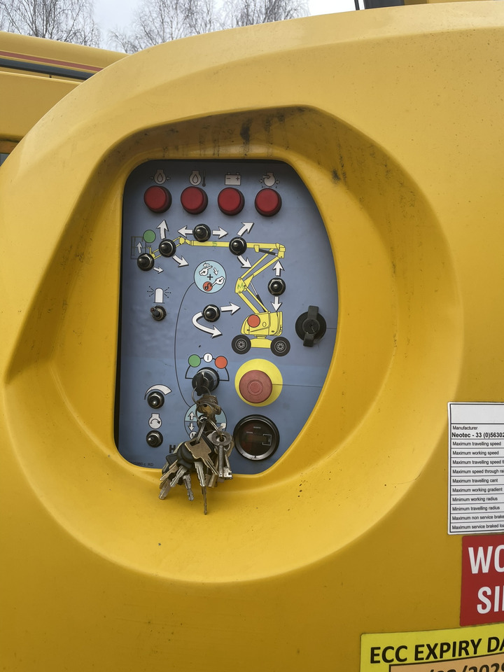 Neotec RRV Road-Rail Haulotte - זרוע מרפקי: תמונה 4 Neotec RRV Road-Rail Haulotte - זרוע מרפקי: תמונה 4