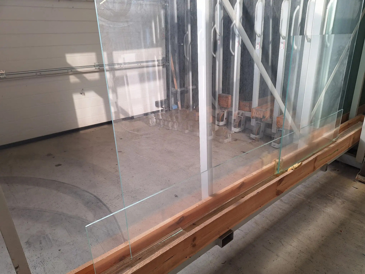 1 Stk. Glasscheibe - כלי/ ציוד: תמונה 2 1 Stk. Glasscheibe - כלי/ ציוד: תמונה 2