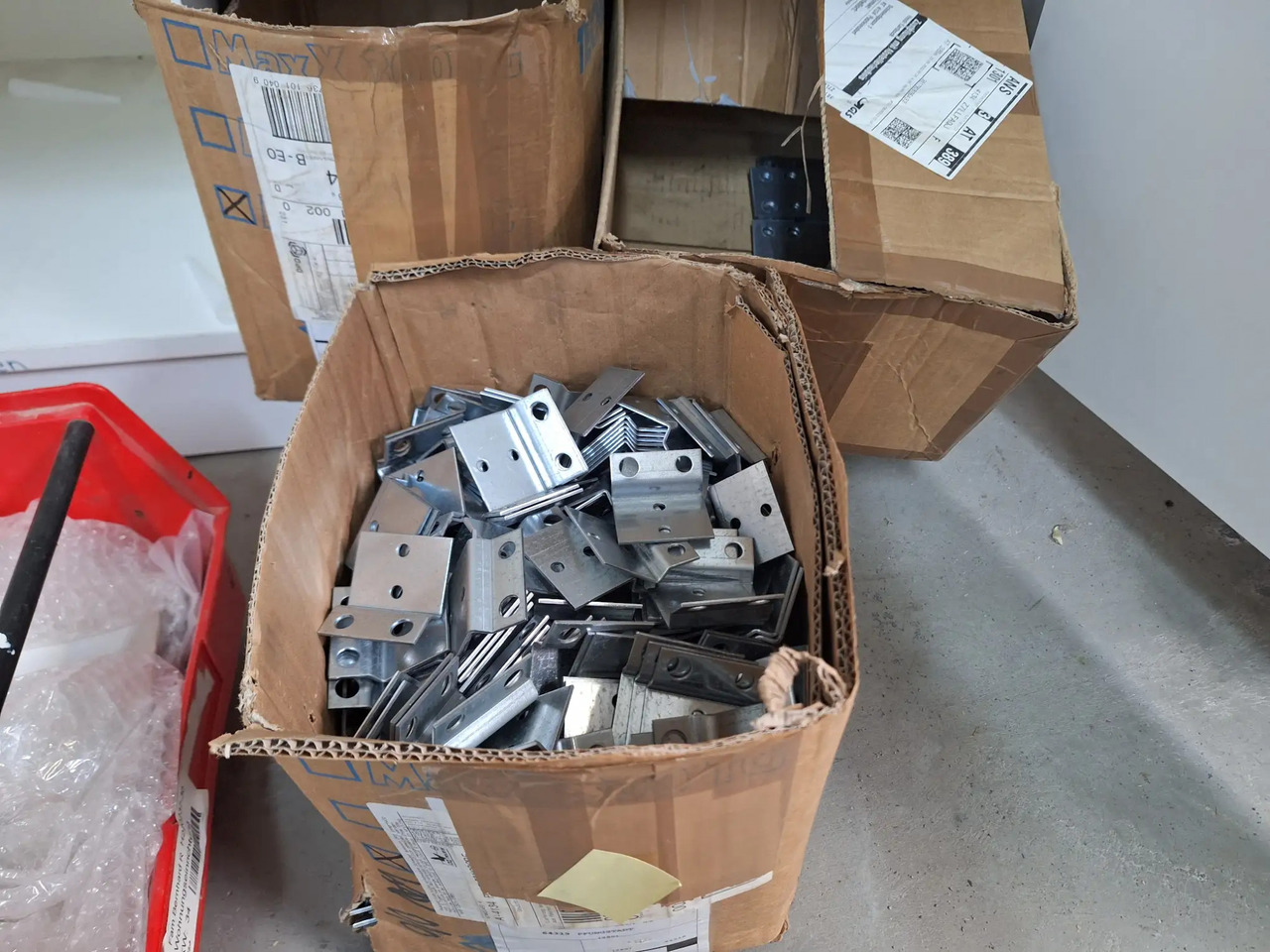 1 Stk. Regalinhalt - ציוד לסדנאות: תמונה 3 1 Stk. Regalinhalt - ציוד לסדנאות: תמונה 3