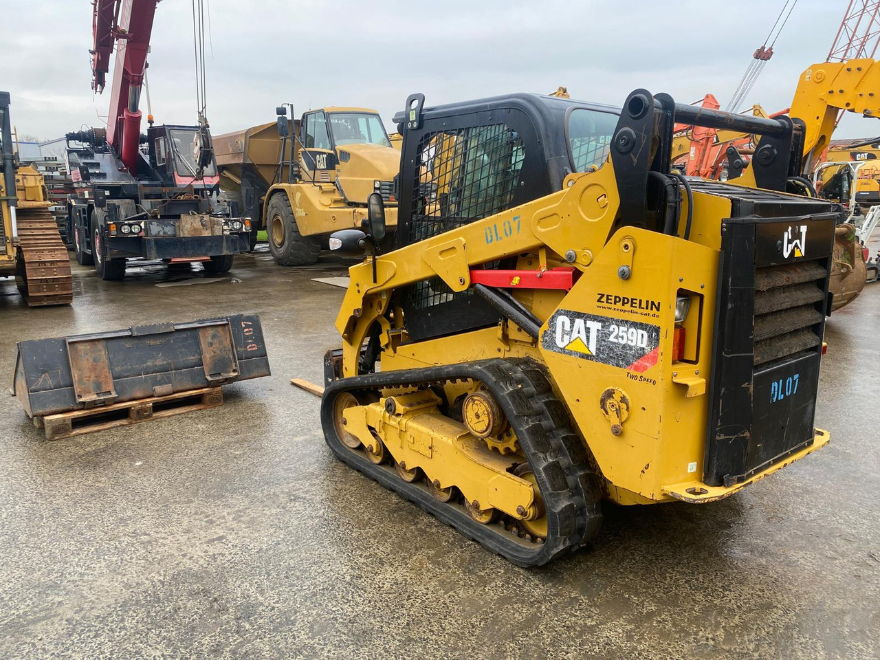 CATERPILLAR 259D - מעמיס היגוי החלקה: תמונה 2 CATERPILLAR 259D - מעמיס היגוי החלקה: תמונה 2