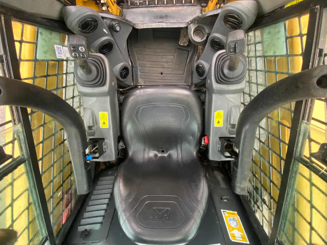 CATERPILLAR 259D - מעמיס היגוי החלקה: תמונה 5 CATERPILLAR 259D - מעמיס היגוי החלקה: תמונה 5