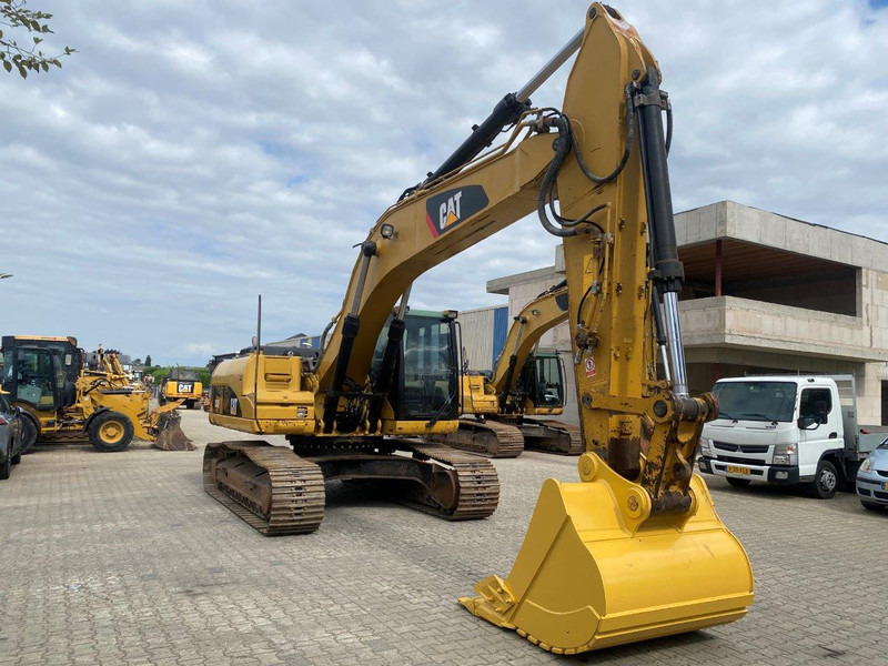 מחפר סורק Caterpillar 324 D NVT: תמונה 7