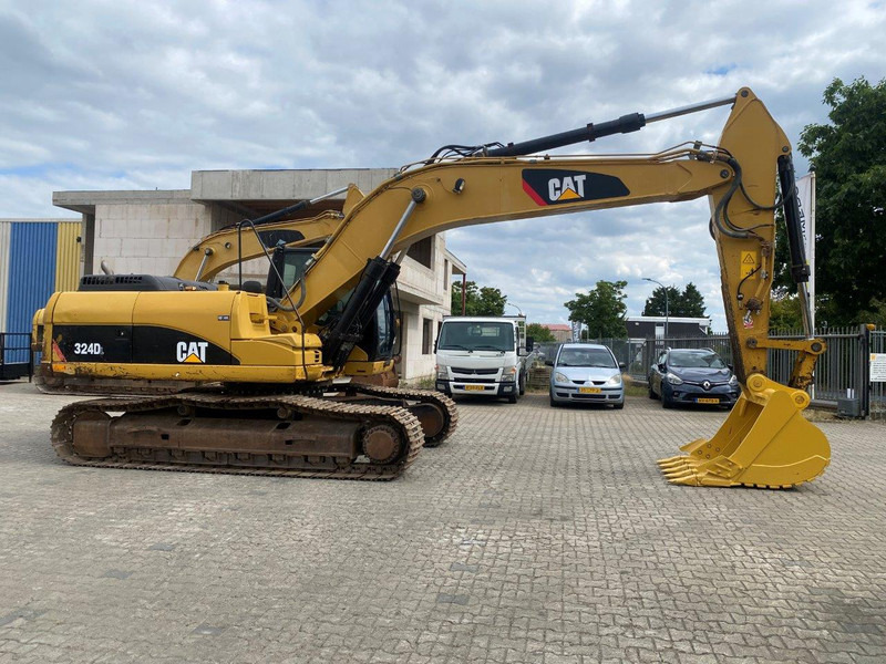 מחפר סורק Caterpillar 324 D NVT: תמונה 8
