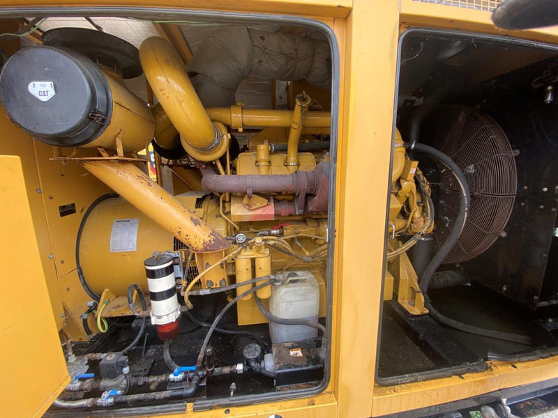 Caterpillar 3412C 900 KVA NVT - ערכת גנרטורים: תמונה 4 Caterpillar 3412C 900 KVA NVT - ערכת גנרטורים: תמונה 4