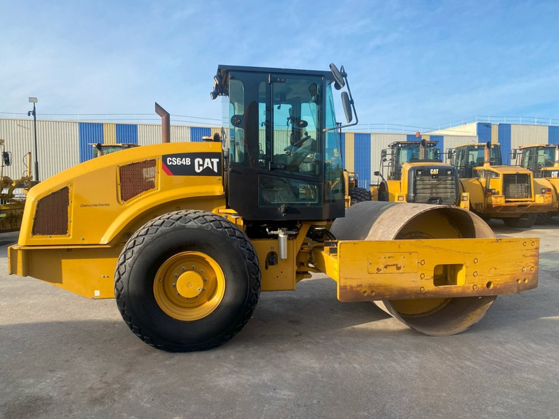 Caterpillar CS64B NVT - רולר: תמונה 5 Caterpillar CS64B NVT - רולר: תמונה 5