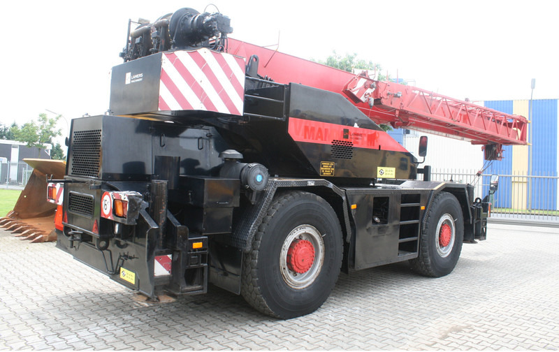 Tadano TR300EX NVT - עגורן לכל שטח: תמונה 5 Tadano TR300EX NVT - עגורן לכל שטח: תמונה 5