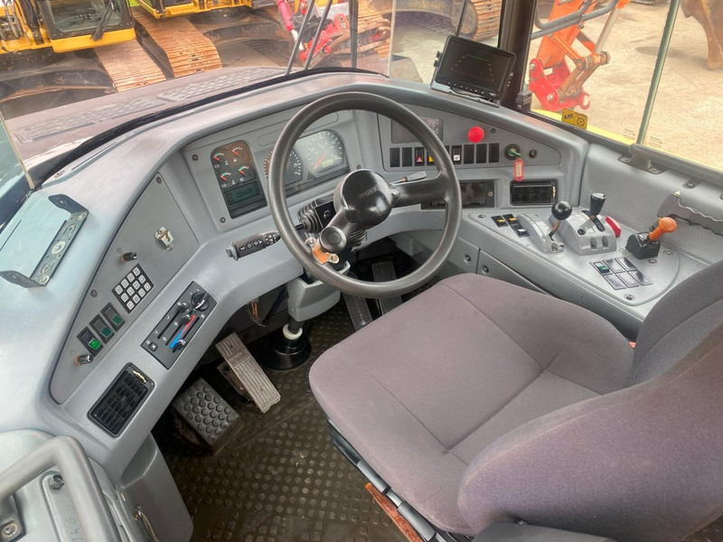 Volvo A30D 6x6 dumper articulated hauler NVT - מסיר פסולת: תמונה 3 Volvo A30D 6x6 dumper articulated hauler NVT - מסיר פסולת: תמונה 3