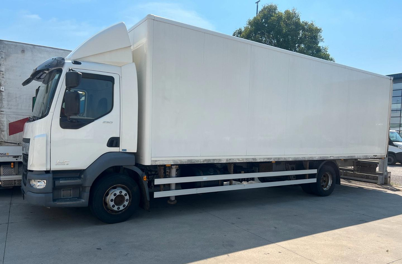 Daf lf 250 fa furgone 8 mt euro 6 - משאית תיבה: תמונה 1 Daf lf 250 fa furgone 8 mt euro 6 - משאית תיבה: תמונה 1