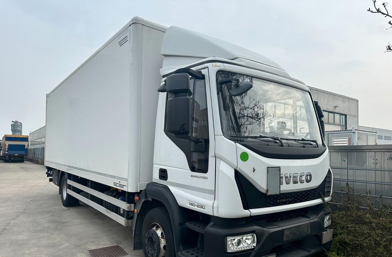 Iveco 140e28 furgone sponda euro 6 - משאית תיבה: תמונה 1 Iveco 140e28 furgone sponda euro 6 - משאית תיבה: תמונה 1