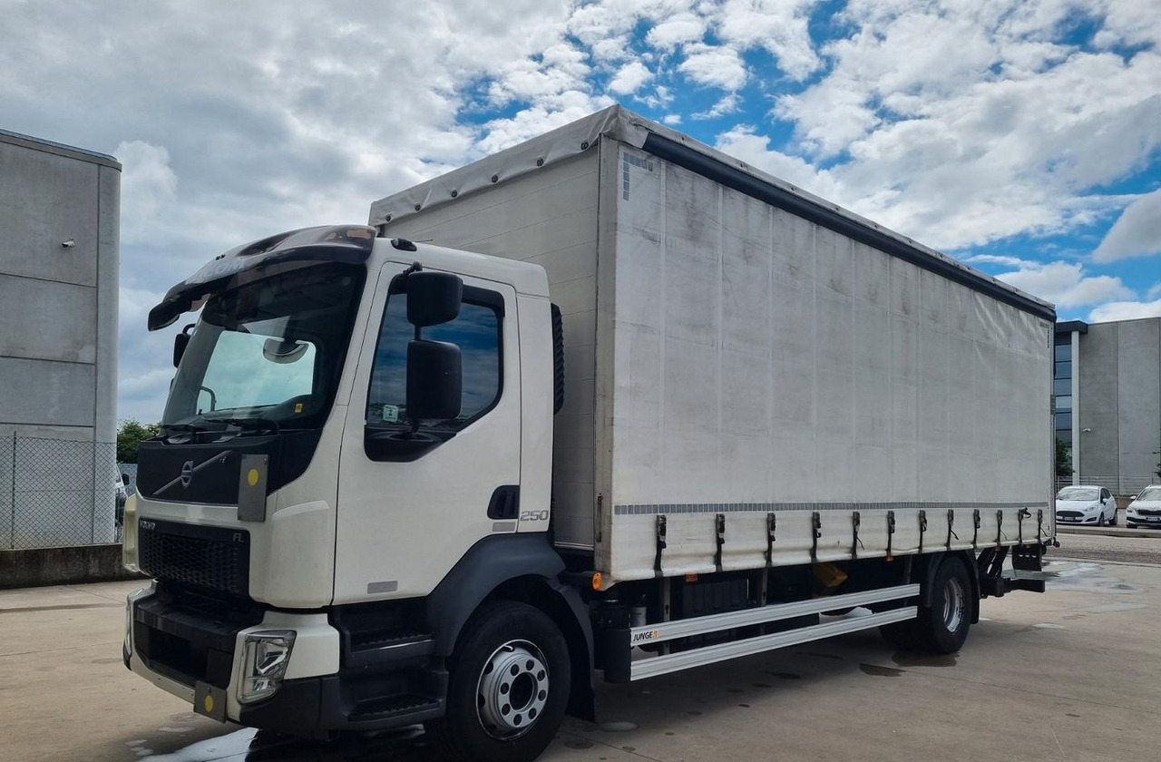 Volvo fl 250 euro 6 copri/scopri sponda - משאית וילונות צד: תמונה 1 Volvo fl 250 euro 6 copri/scopri sponda - משאית וילונות צד: תמונה 1