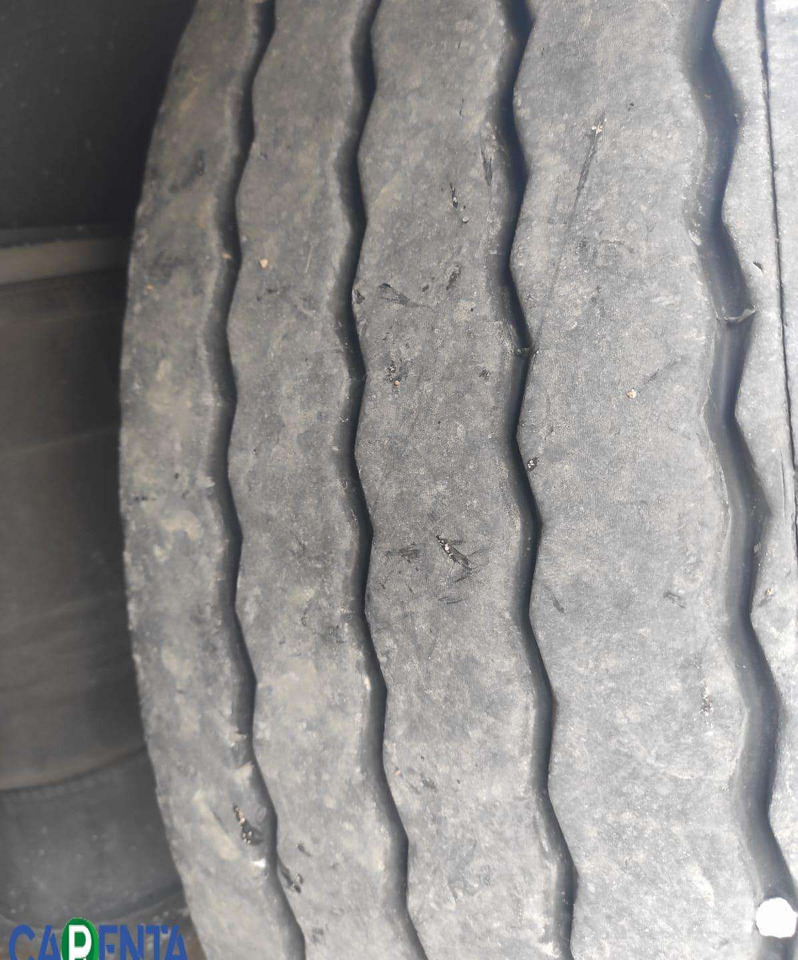 סמיטריילר עם וילונות צד Krone S D: תמונה 14
