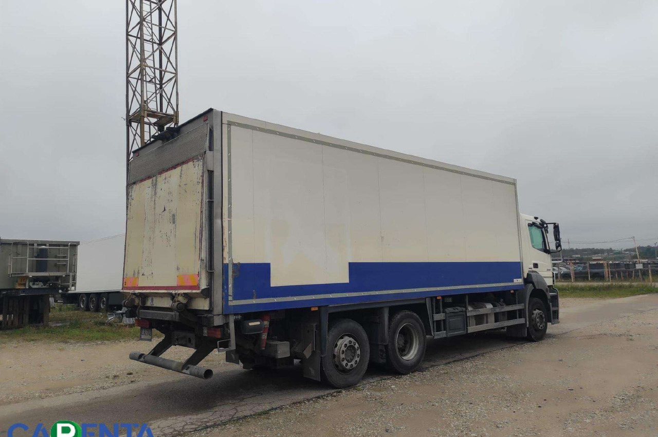 Mercedes-Benz AXOR 940.20 - משאית קירור: תמונה 4 Mercedes-Benz AXOR 940.20 - משאית קירור: תמונה 4