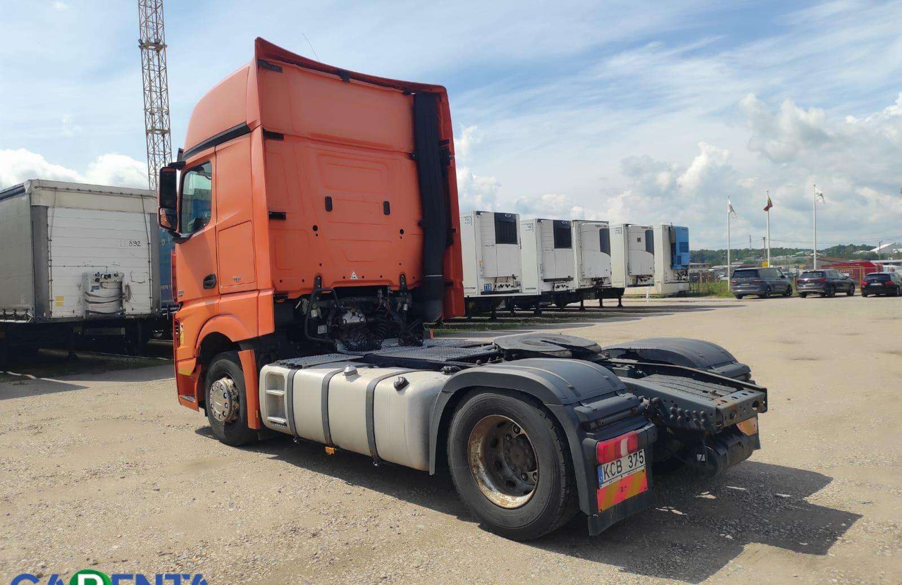 Mercedes-Benz Actros 1845 - יחידת טרקטור: תמונה 3 Mercedes-Benz Actros 1845 - יחידת טרקטור: תמונה 3