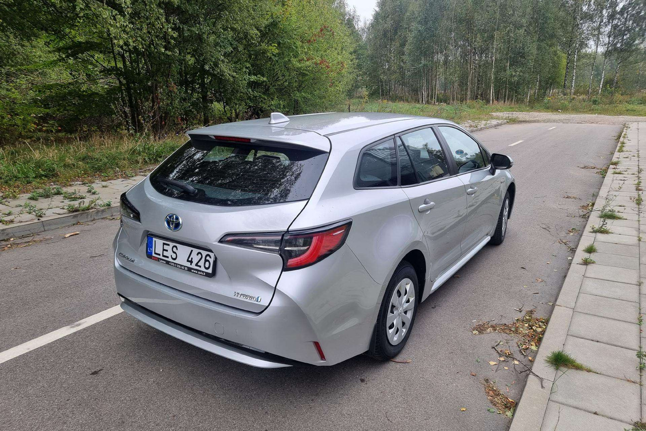 Toyota Corolla - מכונית: תמונה 2 Toyota Corolla - מכונית: תמונה 2