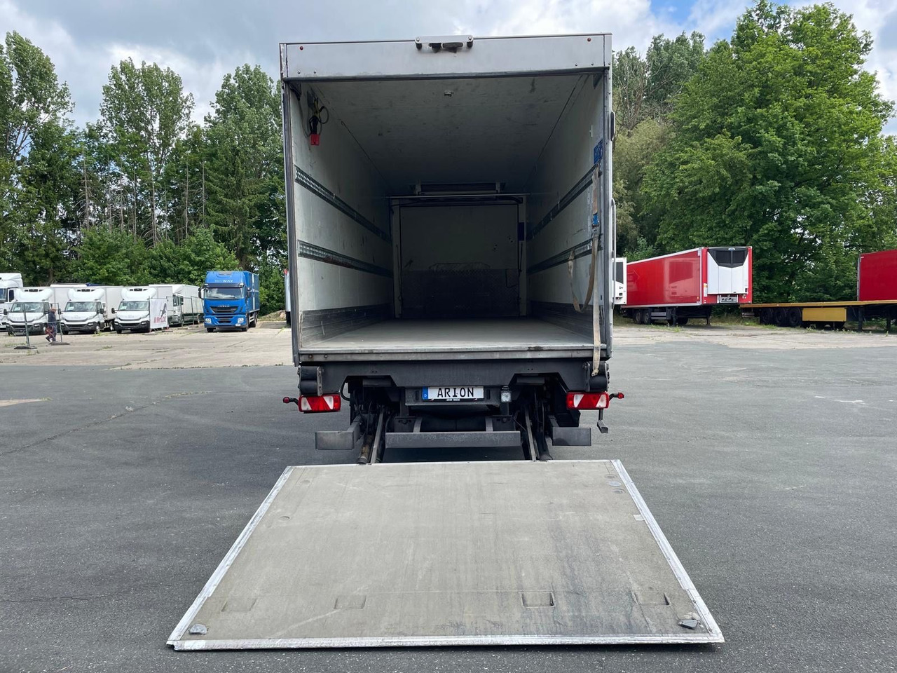 Kerscher ZAH 18 Tandem-Kühlanhänger/CARRIER/LBW - קרון נגרר עם קירור: תמונה 5 Kerscher ZAH 18 Tandem-Kühlanhänger/CARRIER/LBW - קרון נגרר עם קירור: תמונה 5